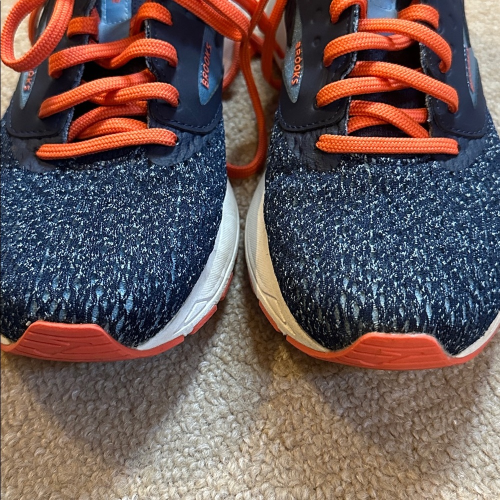Brooks Size 6.5 womens sneakers tennis shoes Range 2 Neutral Cushion orange blue - Picture 11 of 14